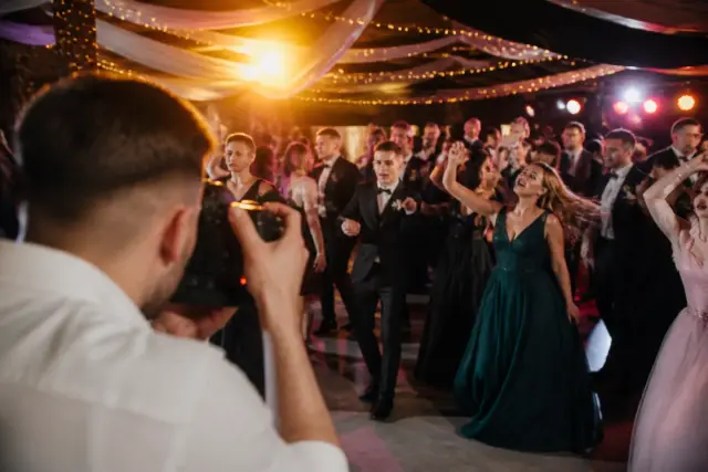 Fotografije tokom maturskog večera