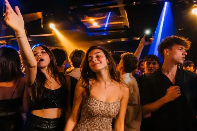Dj za 18. rođendan: atmosfera na događaju